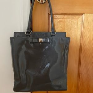 Kate spade large shiny gray shoulder bag